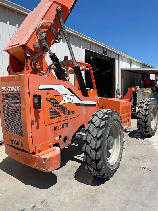 2014 SKYTRAK 6042 Forklift