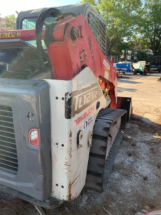 2017 Takeuchi TL12V2-CR Track Loader
