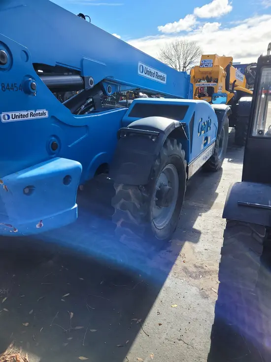 2015 Genie GTH-844 Forklift