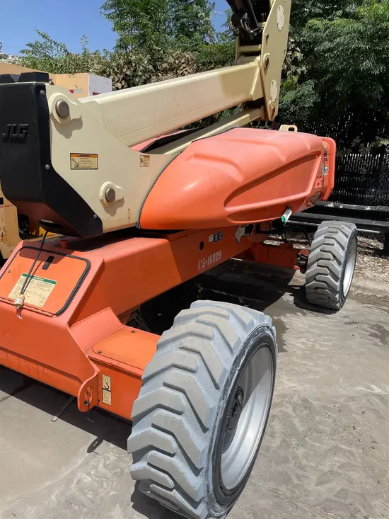 2016 JLG M600JP Boom Lift