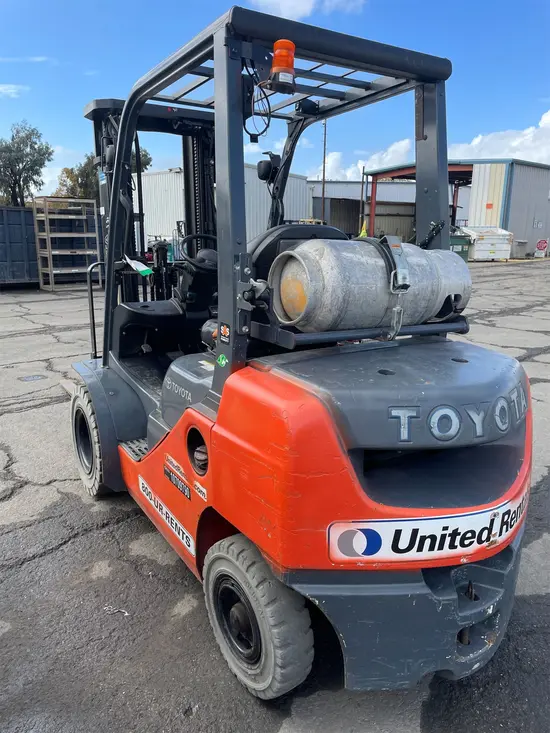 2018 Toyota 8FGU25 Warehouse Forklift