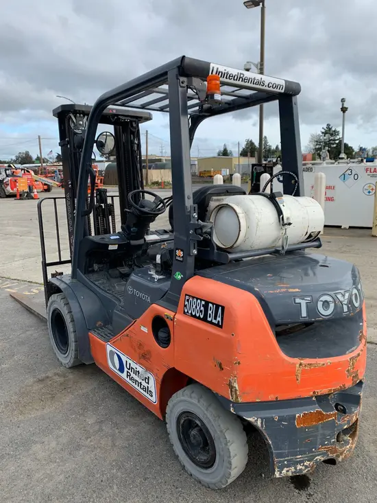 2017 Toyota 8FGU25 Warehouse Forklift