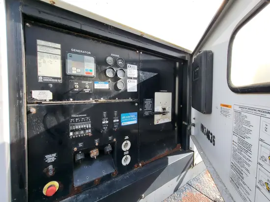 2013 Cummins C300D6RG Diesel Generator