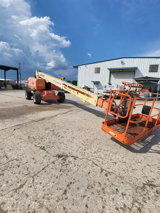 2014 JLG 800S Boom Lift