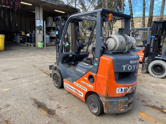 2018 Toyota 8FGU25 Warehouse Forklift