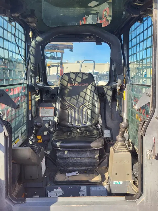 2018 Takeuchi TL8CW Track Loader