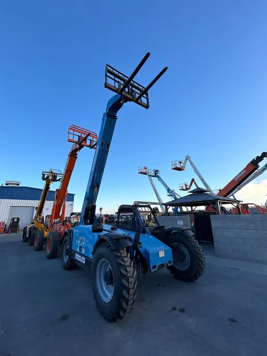 2015 Genie GTH-844 Forklift