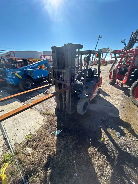 2017 Toyota 8FGU25 Warehouse Forklift