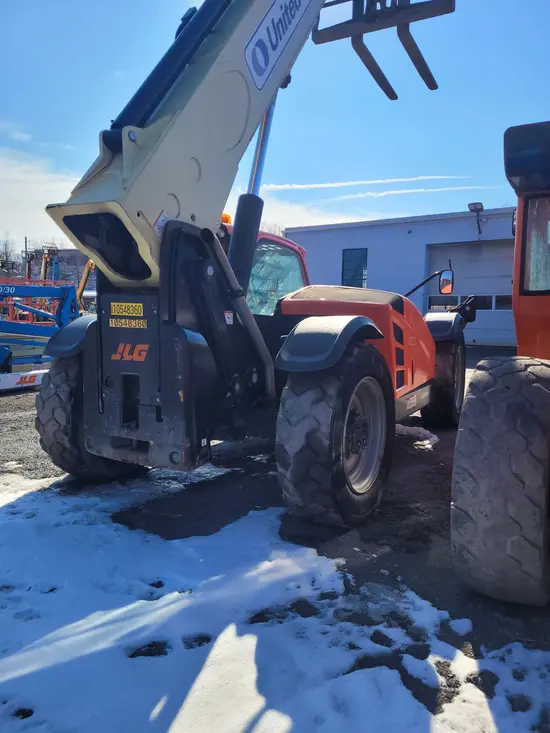 2016 JLG 1055 Forklift
