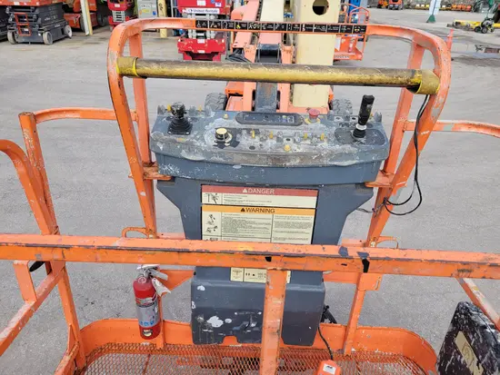 2016 JLG E450AJ Articulating Boom Lift