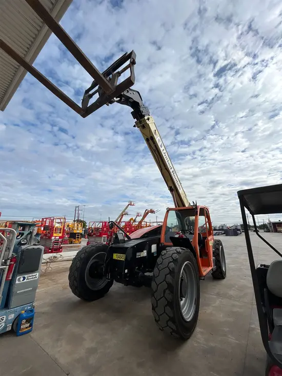 2016 JLG 642 Forklift