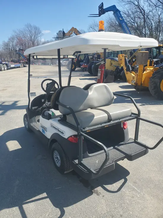 2017 Club Car PRECEDENT I2 G Utility Vehicle