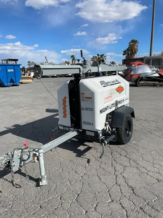 2015 Allmand NLPRO II Towable Light Tower