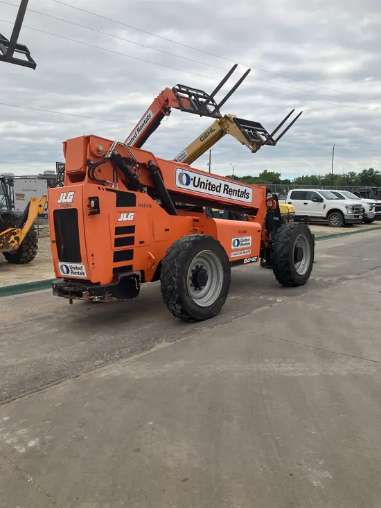2016 SKYTRAK 6042 Forklift