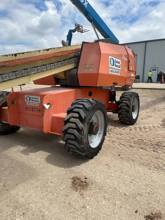 2013 JLG 600S Boom Lift