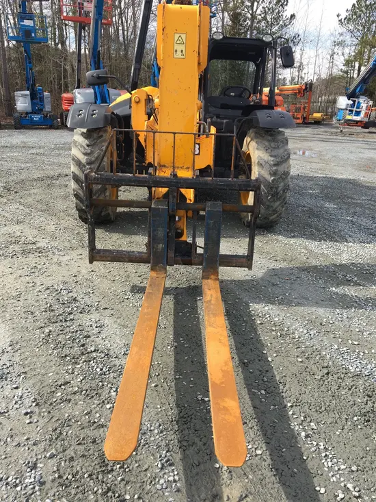 2015 JCB 507-42 Forklift