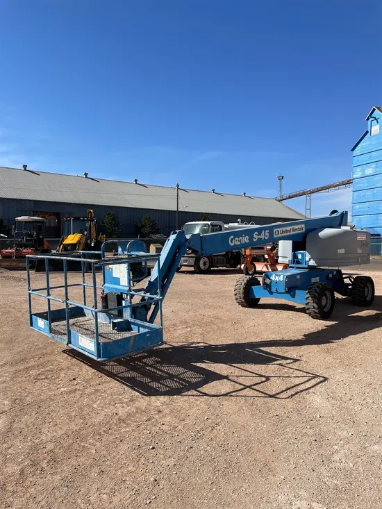 2014 Genie S-45 Boom Lift