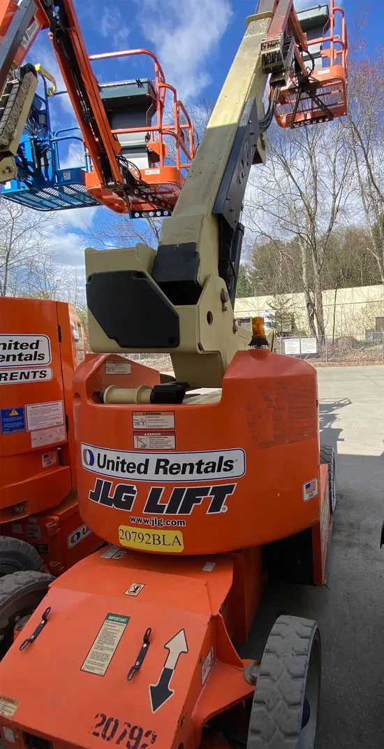 2015 JLG E400AJPN Articulating Boom Lift