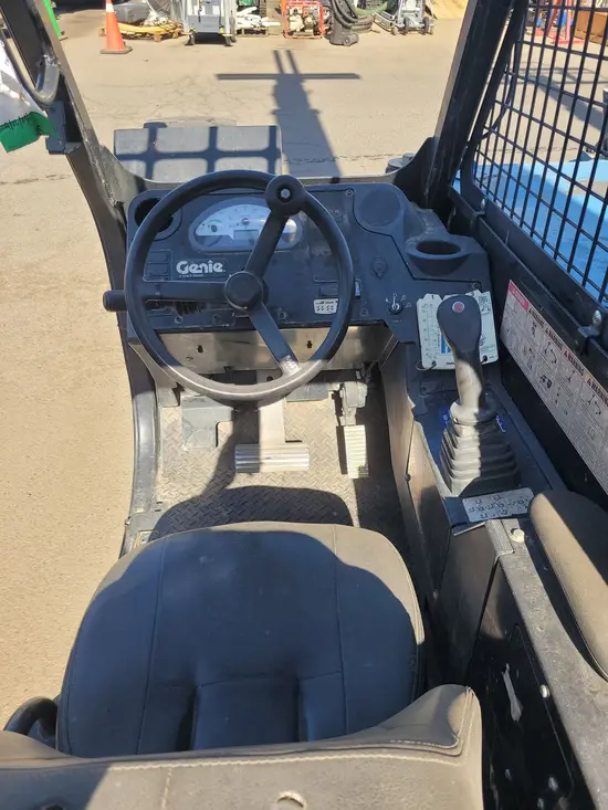 2014 Genie GTH-844 Forklift