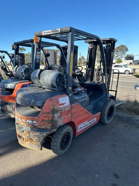 2017 Toyota 8FGU25 Warehouse Forklift