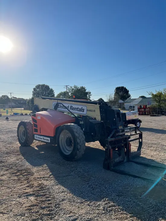 2016 JLG 642 Forklift