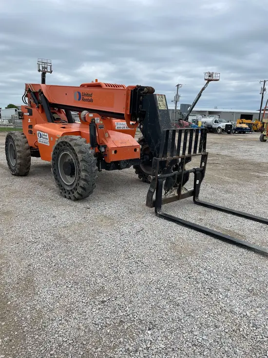 2016 SKYTRAK 6042 Forklift