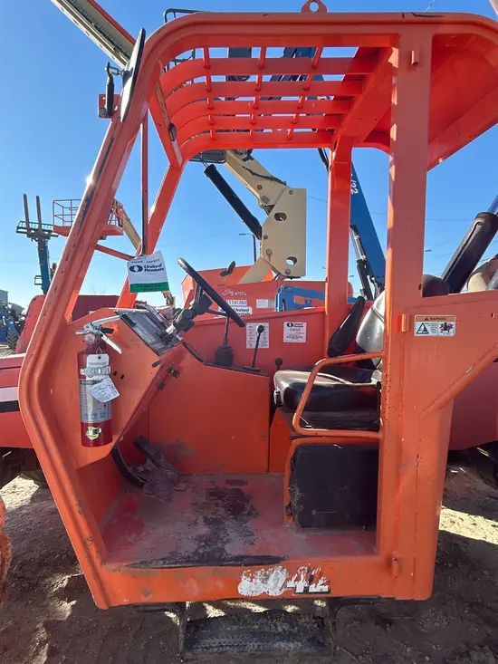 2014 SKYTRAK 8042 Forklift