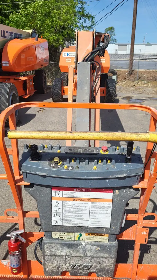 2017 JLG 860SJ Boom Lift