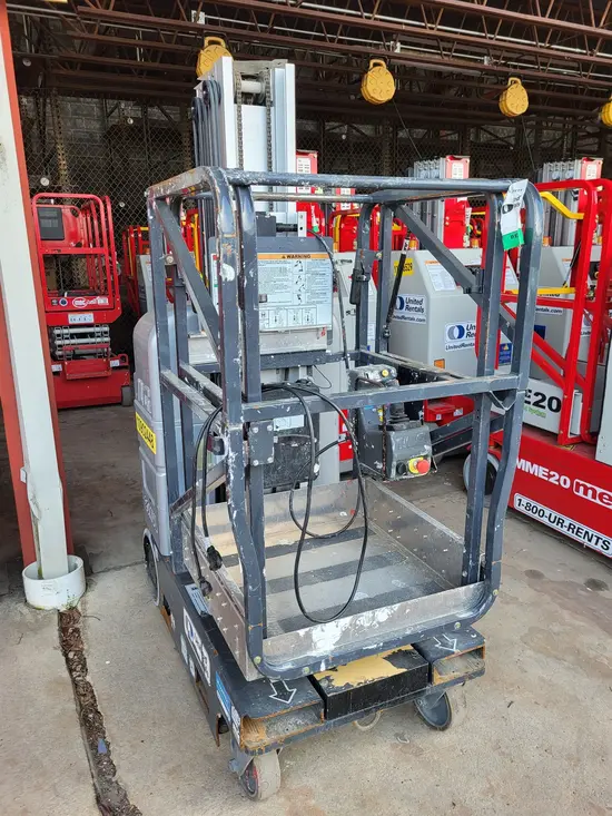 2017 JLG 20MVL Self-Propelled One-Person Lift