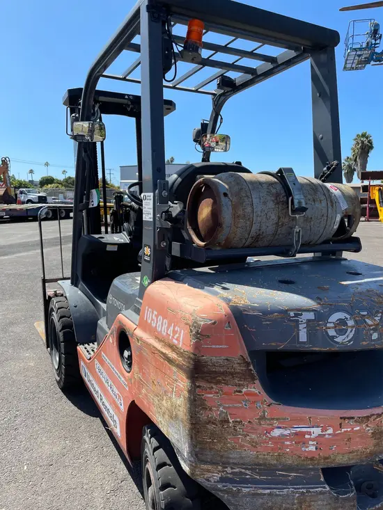 2017 Toyota 8FGU25 Warehouse Forklift