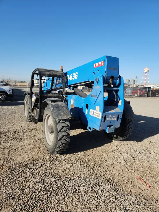 2015 Genie GTH-636 Forklift