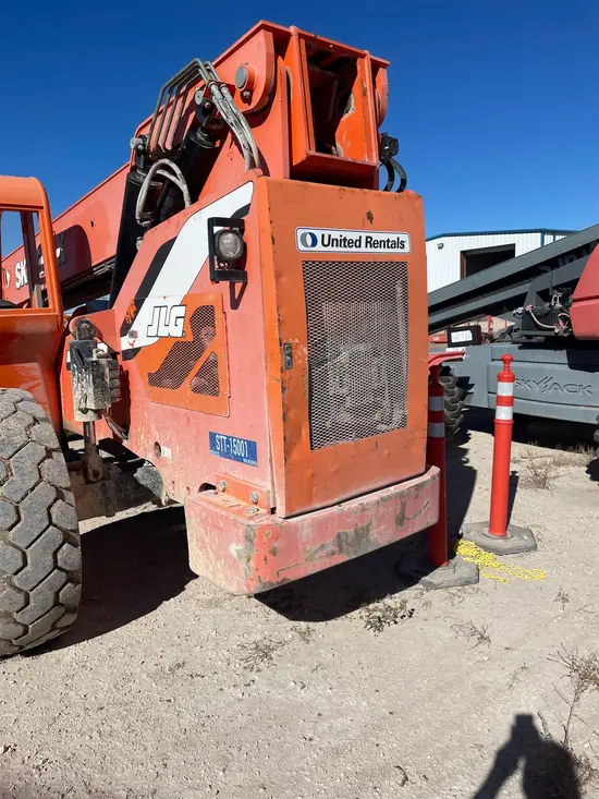 2015 SKYTRAK 8042 Forklift