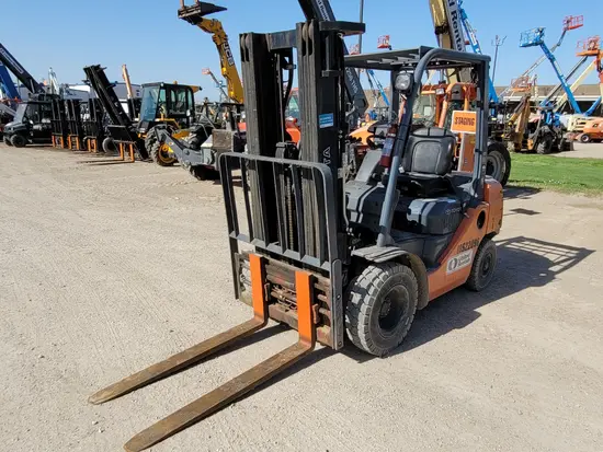 2016 Toyota 8FDU25 Warehouse Forklift