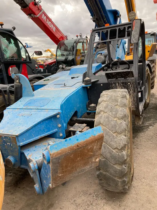 2016 Genie GTH-1056 Forklift