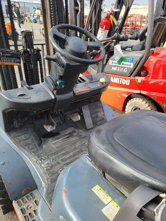 2018 Toyota 8FGU25 Warehouse Forklift