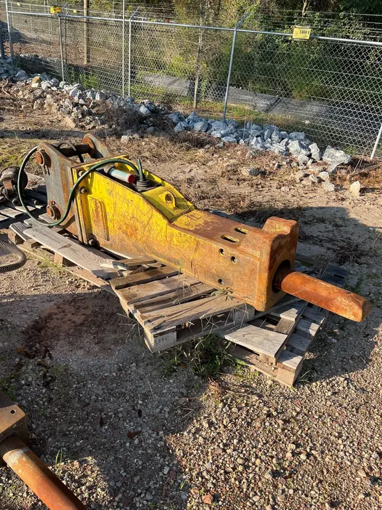 2015 Atlas Copco MB1500 Attachment