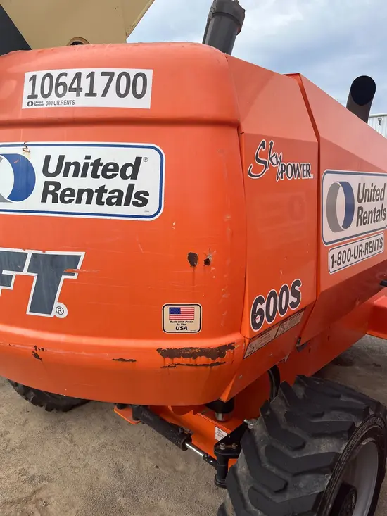 2017 JLG 600S Boom Lift