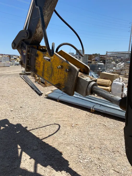 2017 SOOSAN CB500 Attachment
