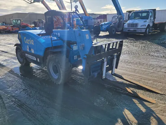 2017 Genie GTH-5519 Forklift