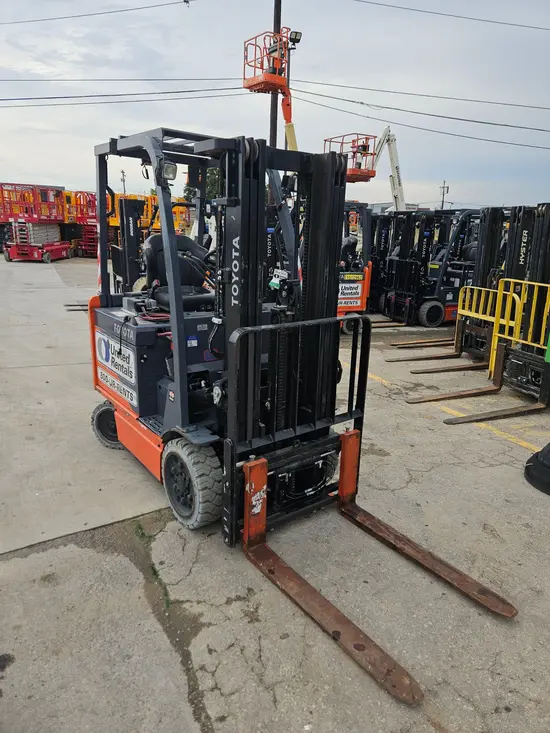 2022 Toyota 8FBCU25 Warehouse Forklift