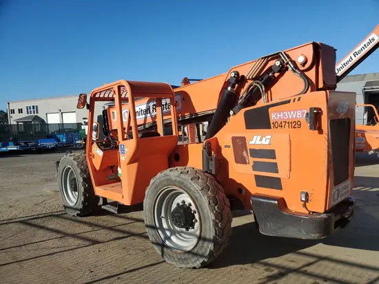 2016 SKYTRAK 8042 Forklift