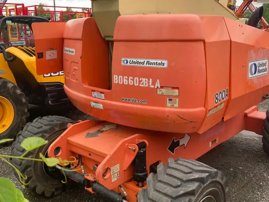 2013 JLG 800A Articulating Boom Lift