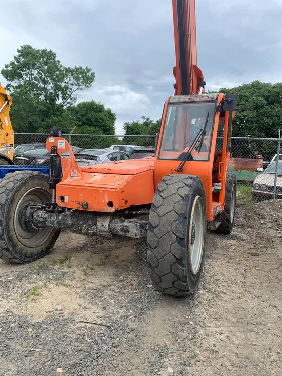 2016 SKYTRAK 8042 Forklift