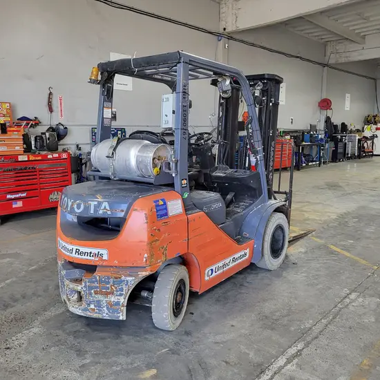 2020 Toyota 8FGU25 Warehouse Forklift