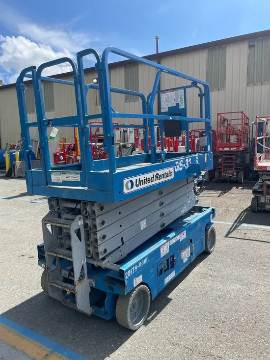 2016 Genie GS-3246 Scissor Lift