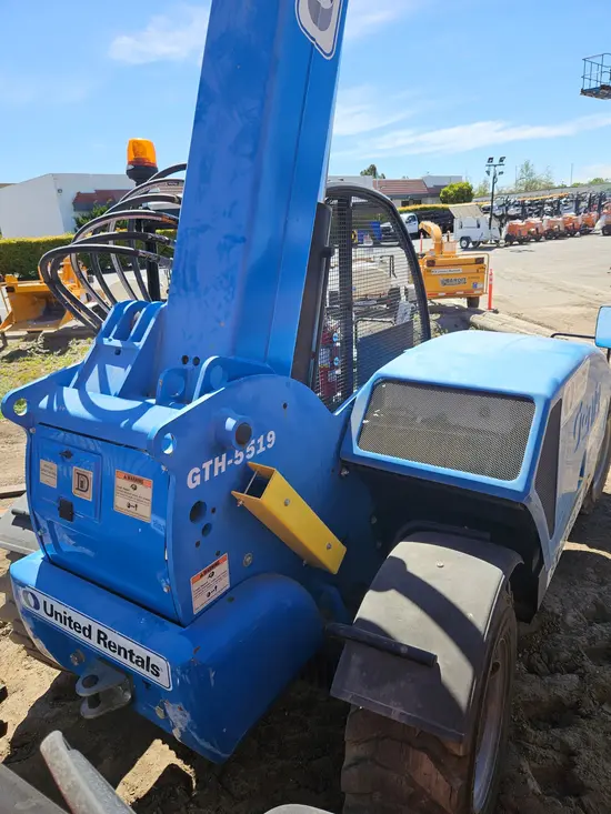 2017 Genie GTH-5519 Forklift