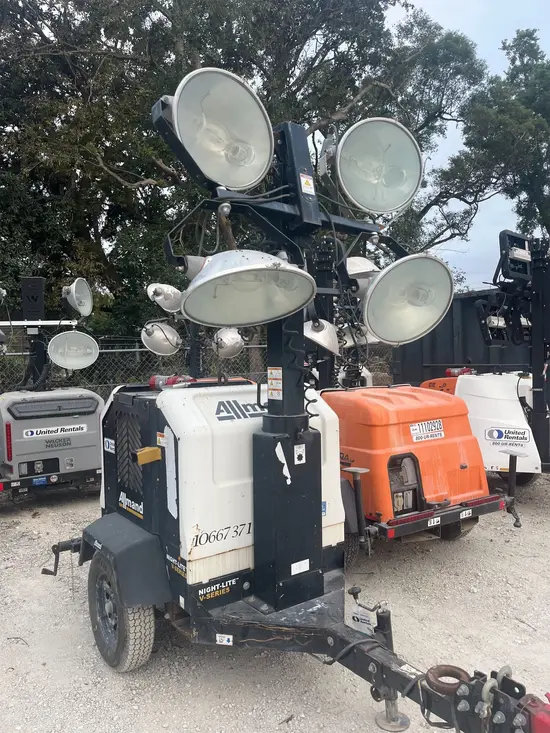 2017 Allmand NIGHT-LITE PRO Towable Light Tower