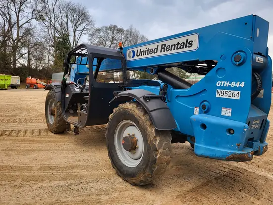 2016 Genie GTH-844D Forklift
