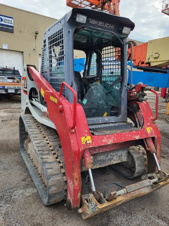 2017 Takeuchi TL8CRW Track Loader