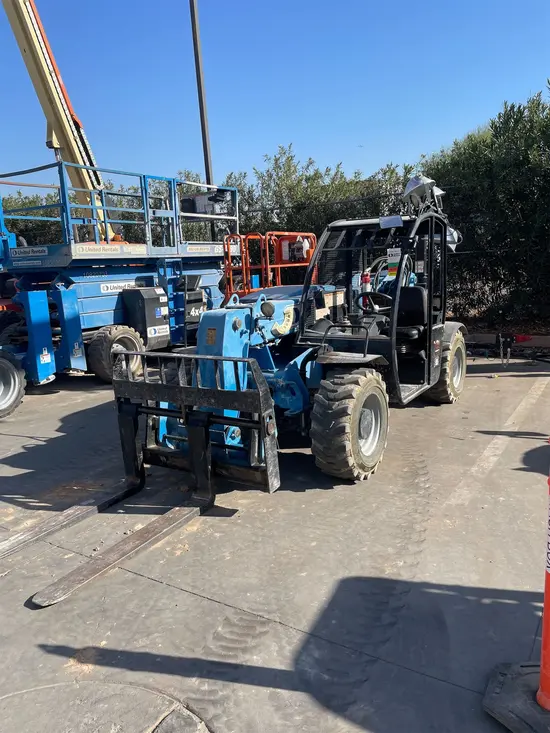 2018 Genie GTH-5519 Forklift